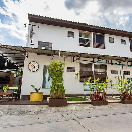 Hotel Zzhouse Chiang Mai Exterior foto