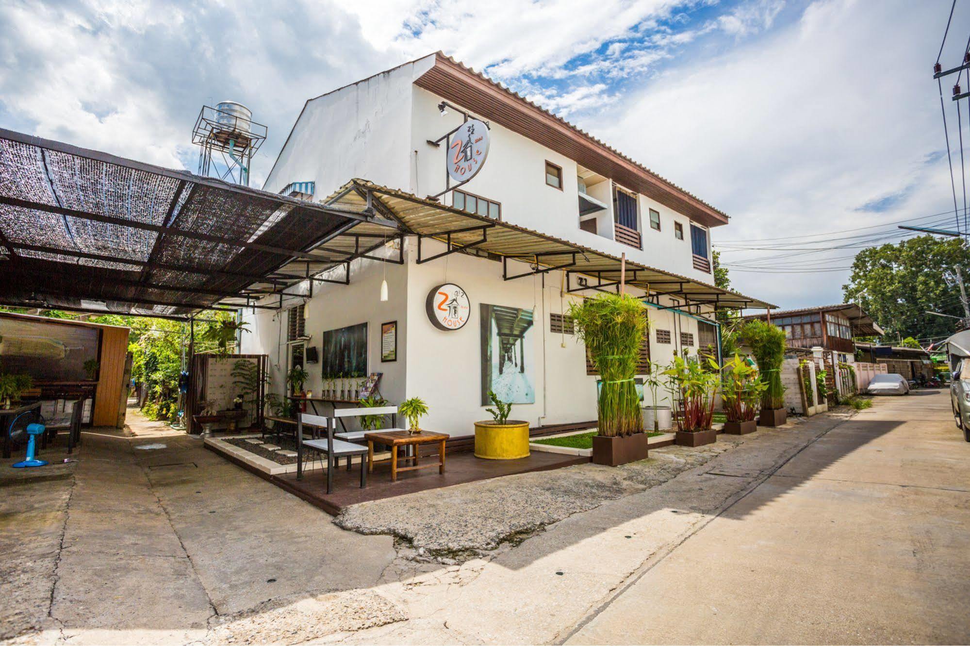 Hotel Zzhouse Chiang Mai Exterior foto